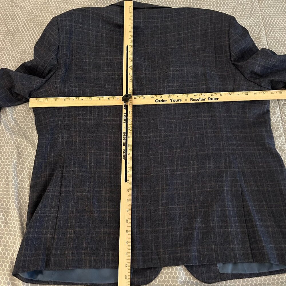Sport Jacket - Picture 3 of 10